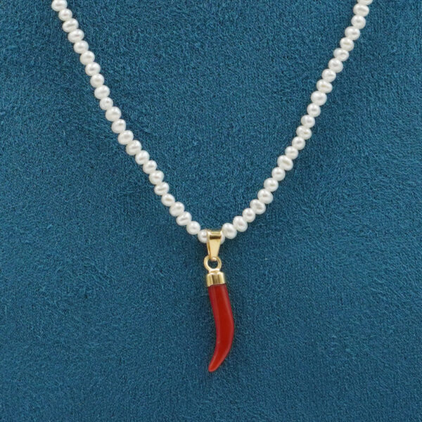 Collana in perle, cornetto corallo, chiusura argento dorato - COL2687