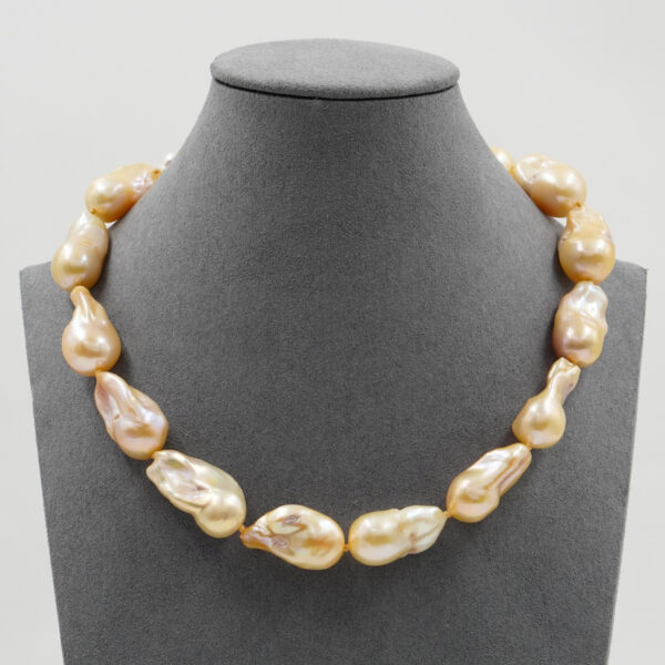 Collana in perle, chiusura argento dorata - COL2747