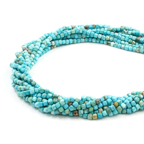 Turchese fili cubi sfaccettati 3mm - TUR165