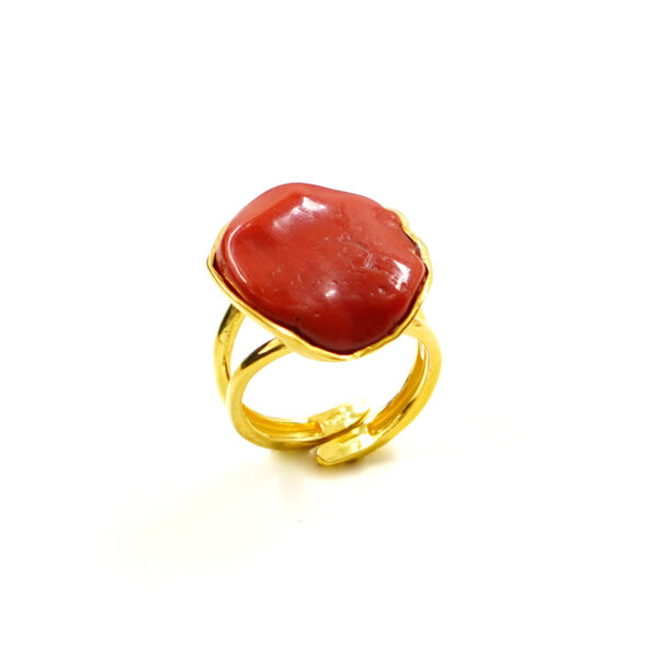 Anello Argento con cabochon corallo – Dorato - AN908