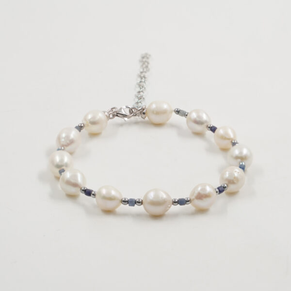 Bracciale perle, zaffiro, chiusura argento - BRA2504